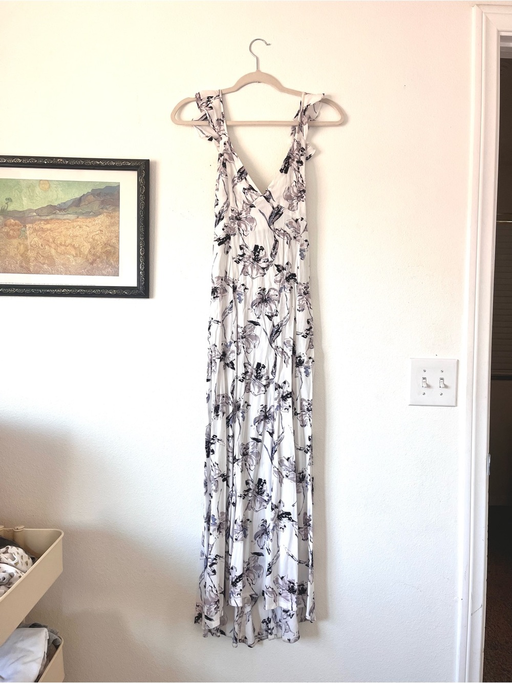 Lost in Lunar Floral Midi Dress sz S